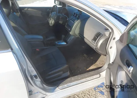 2010 Nissan Altima 2.5 S z USA, uszkodzony, nr VIN 1N4AL2AP5AN486270